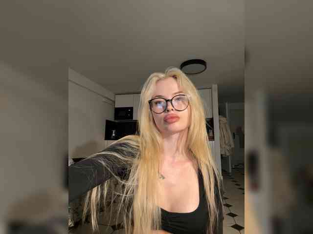 VladaMais webcam