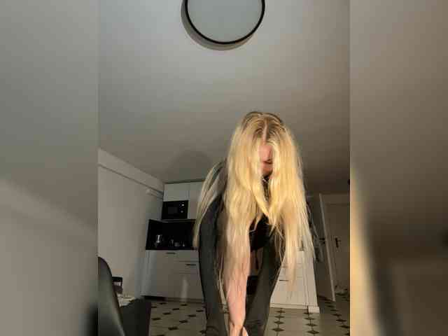 VladaMais webcam