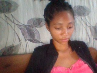 Monicaxa's Live Webcam
