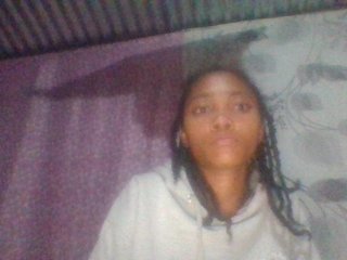 Monicaxa's Live Webcam