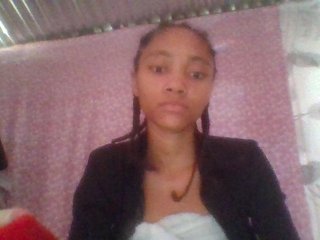 Monicaxa's Live Webcam