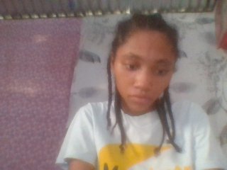 Monicaxa's Live Webcam