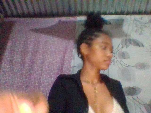 Monicaxa live cam on BongaCams