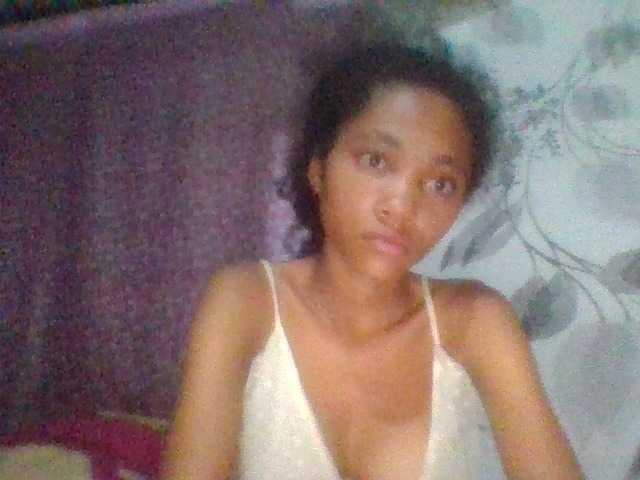 Monicaxa live cam on BongaCams