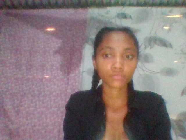 Monicaxa live cam on BongaCams