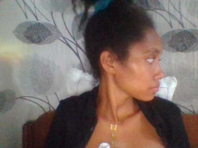 Monicaxa live cam on BongaCams