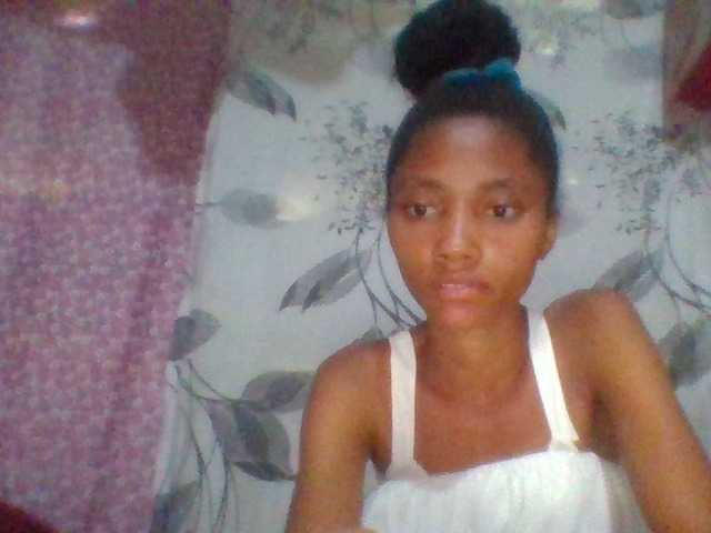 Monicaxa live cam on BongaCams