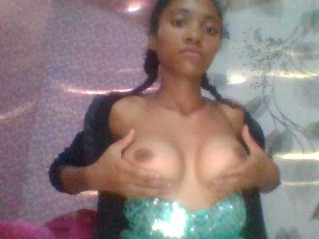 Monicaxa live cam on BongaCams