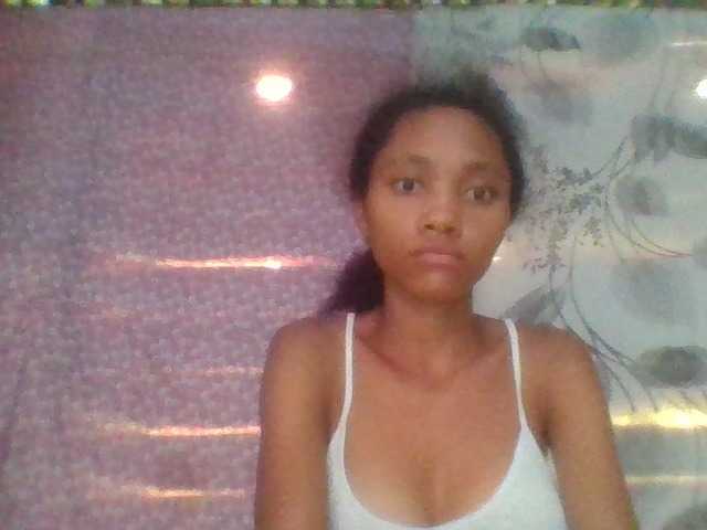 Monicaxa live cam on BongaCams