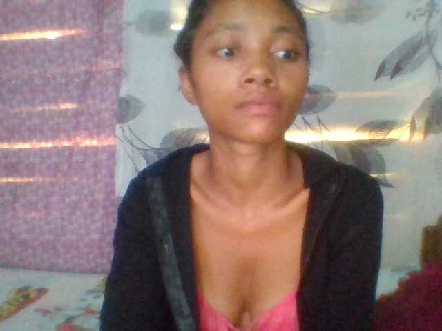 Monicaxa live cam on BongaCams