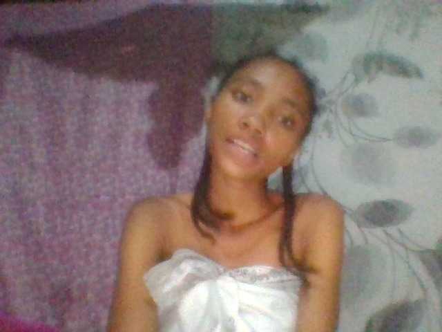 Monicaxa live cam on BongaCams