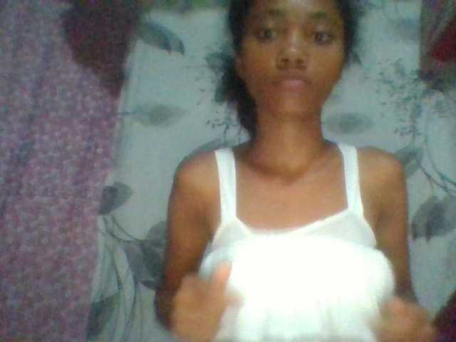 Monicaxa live cam on BongaCams