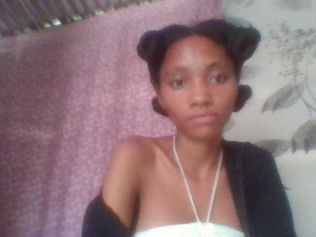 Monicaxa live cam on BongaCams