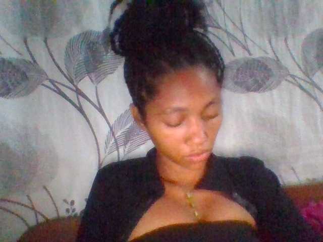 Monicaxa live cam on BongaCams