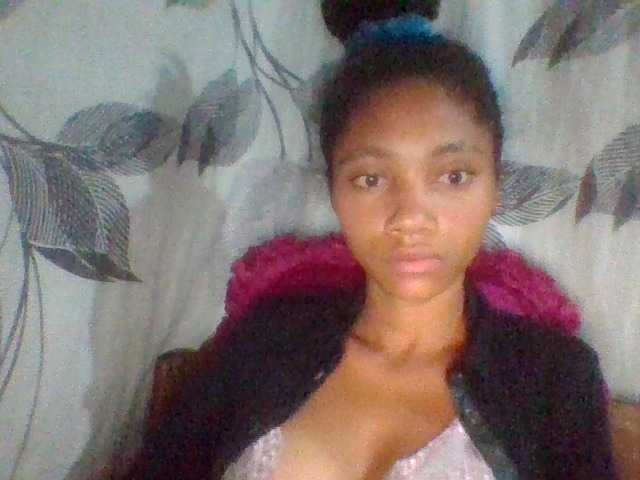 Monicaxa live cam on BongaCams