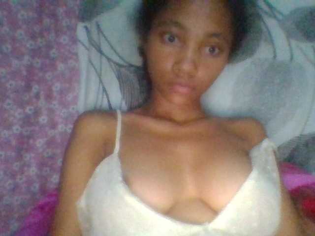 Monicaxa live cam on BongaCams