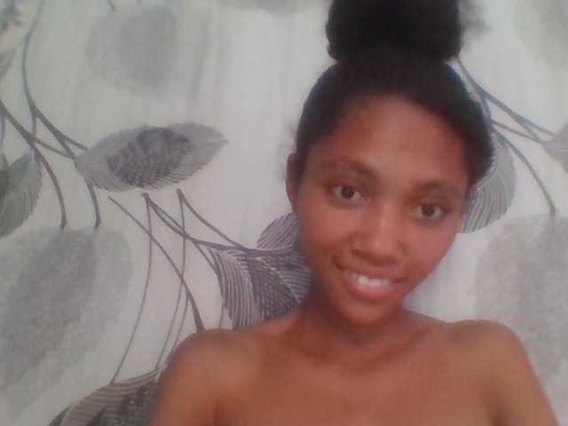Monicaxa live cam on BongaCams