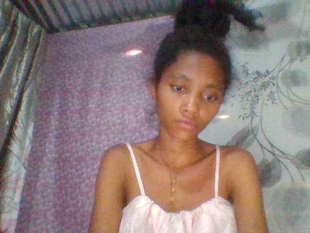 Monicaxa live cam on BongaCams