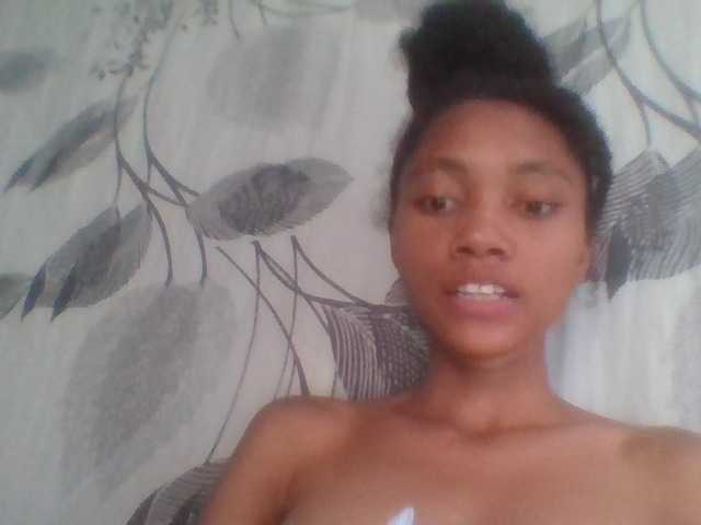 Monicaxa live cam on BongaCams