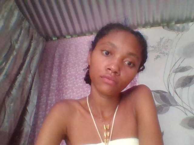 Monicaxa live cam on BongaCams
