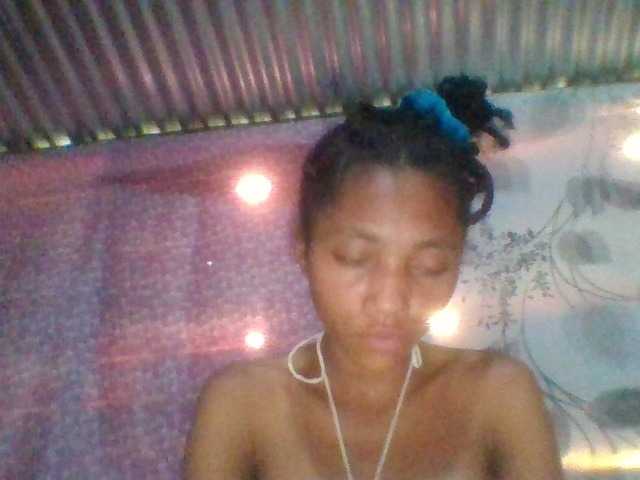 Monicaxa live cam on BongaCams