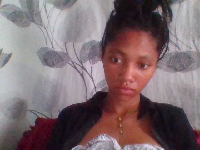 Monicaxa live cam on BongaCams