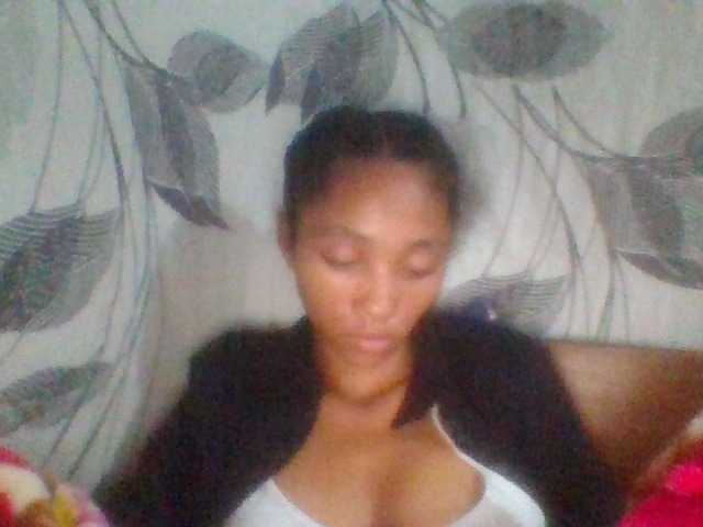 Monicaxa live cam on BongaCams