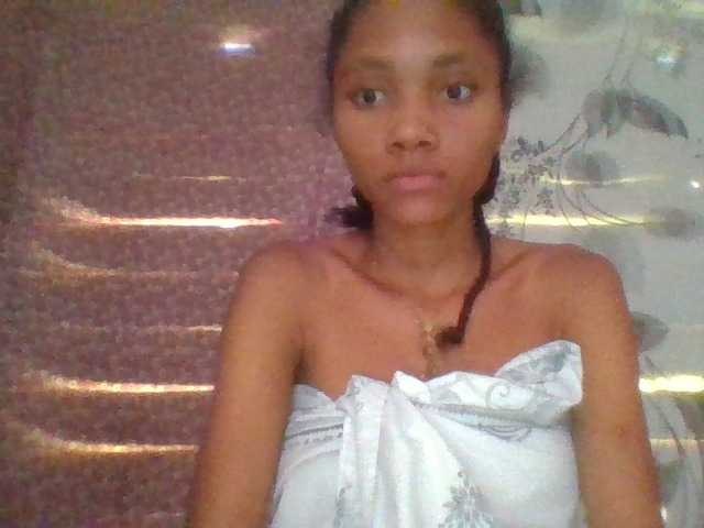 Monicaxa live cam on BongaCams