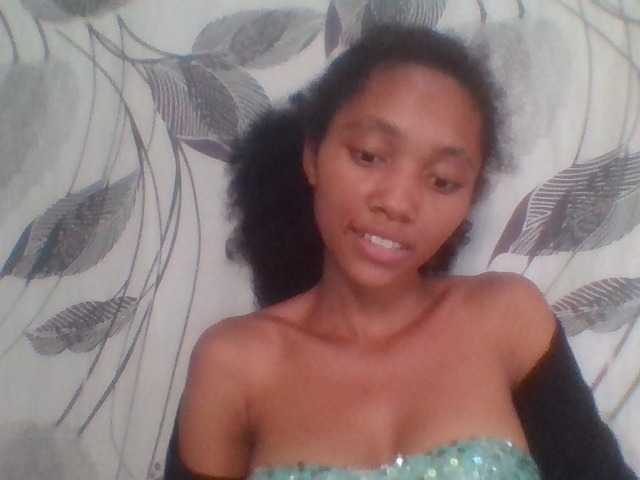 Monicaxa live cam on BongaCams