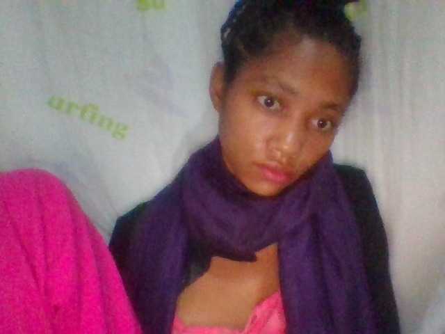 Monicaxa live cam on BongaCams