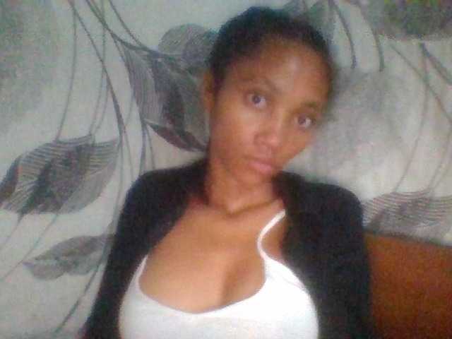 Monicaxa live cam on BongaCams