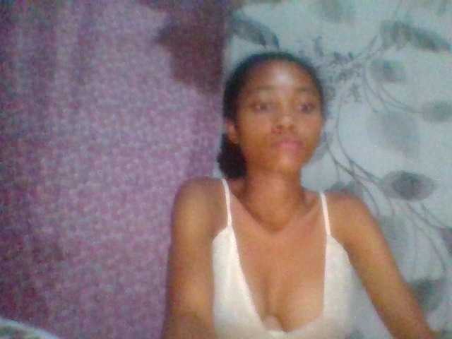 Monicaxa live cam on BongaCams