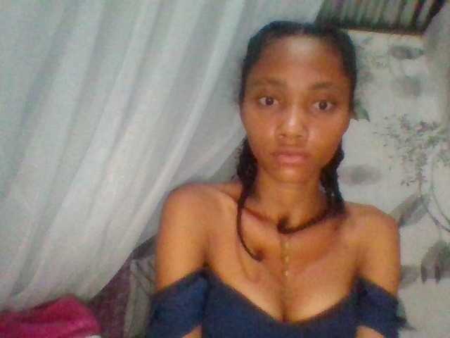 Monicaxa live cam on BongaCams