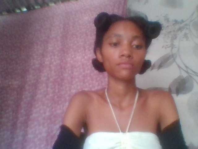 Monicaxa live cam on BongaCams