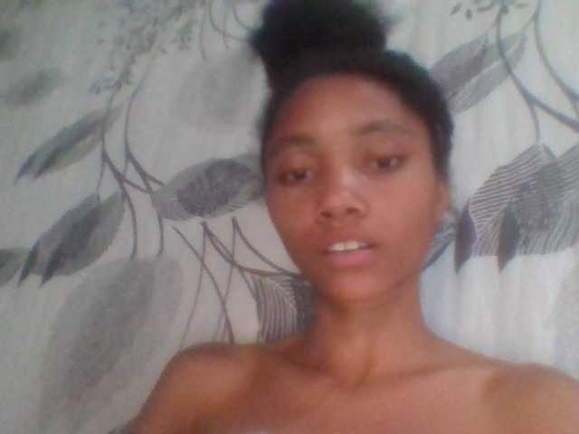 Monicaxa live cam on BongaCams