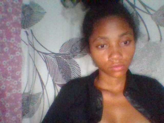 Monicaxa live cam on BongaCams