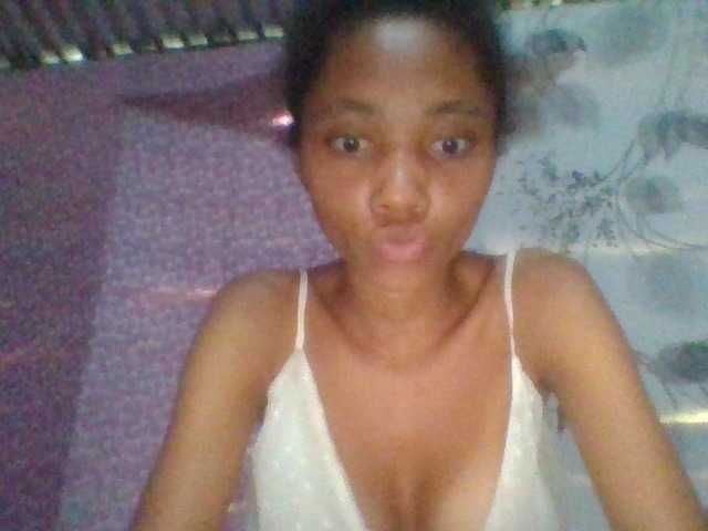 Monicaxa live cam on BongaCams