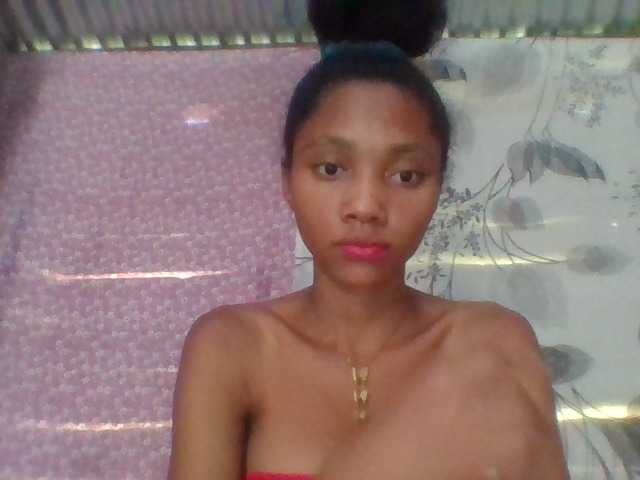 Monicaxa live cam on BongaCams