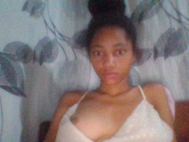 Monicaxa live cam on BongaCams