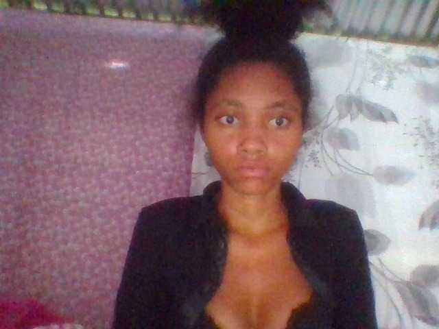 Monicaxa live cam on BongaCams