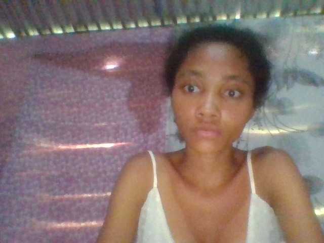 Monicaxa live cam on BongaCams