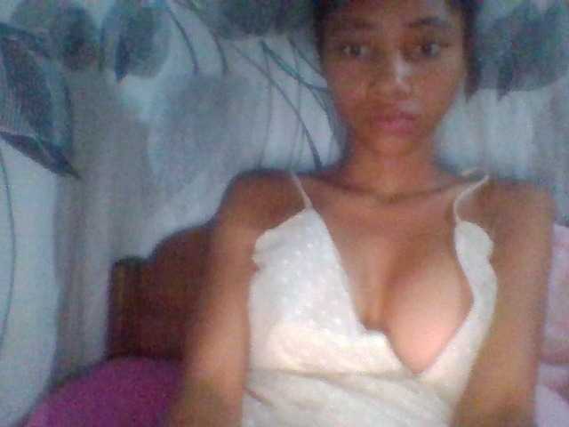Monicaxa live cam on BongaCams