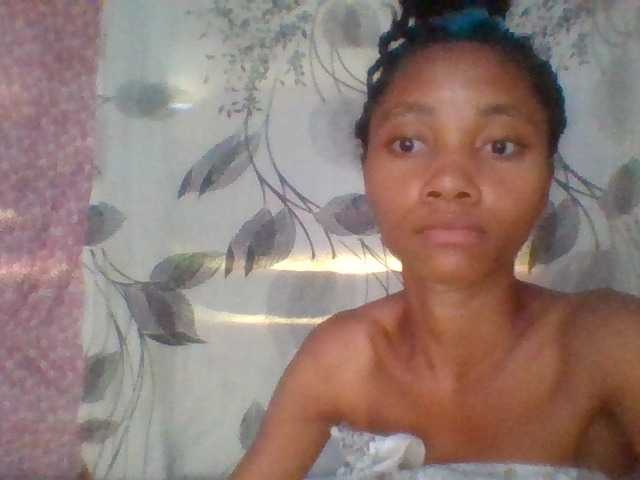Monicaxa live cam on BongaCams
