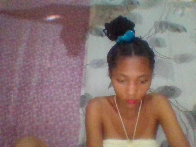 Monicaxa live cam on BongaCams