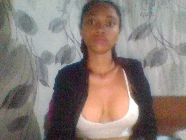 Monicaxa live cam on BongaCams
