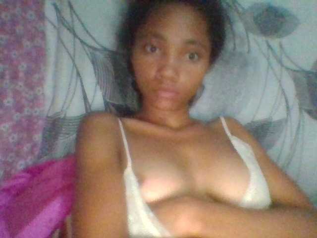 Monicaxa live cam on BongaCams