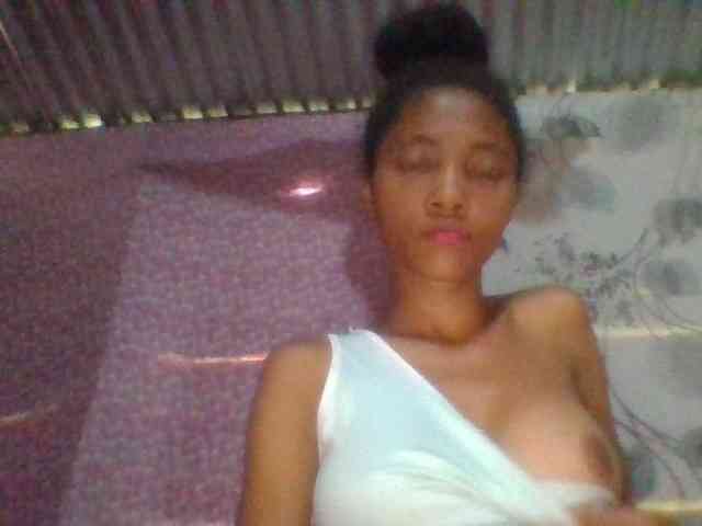 Monicaxa webcam