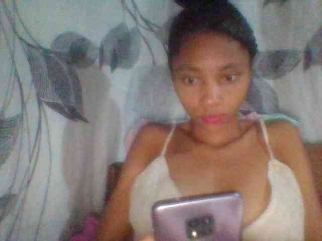Monicaxa webcam