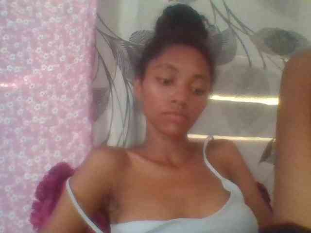 Monicaxa webcam