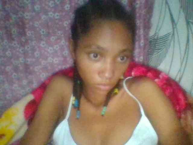 Modèle: Monicaxa